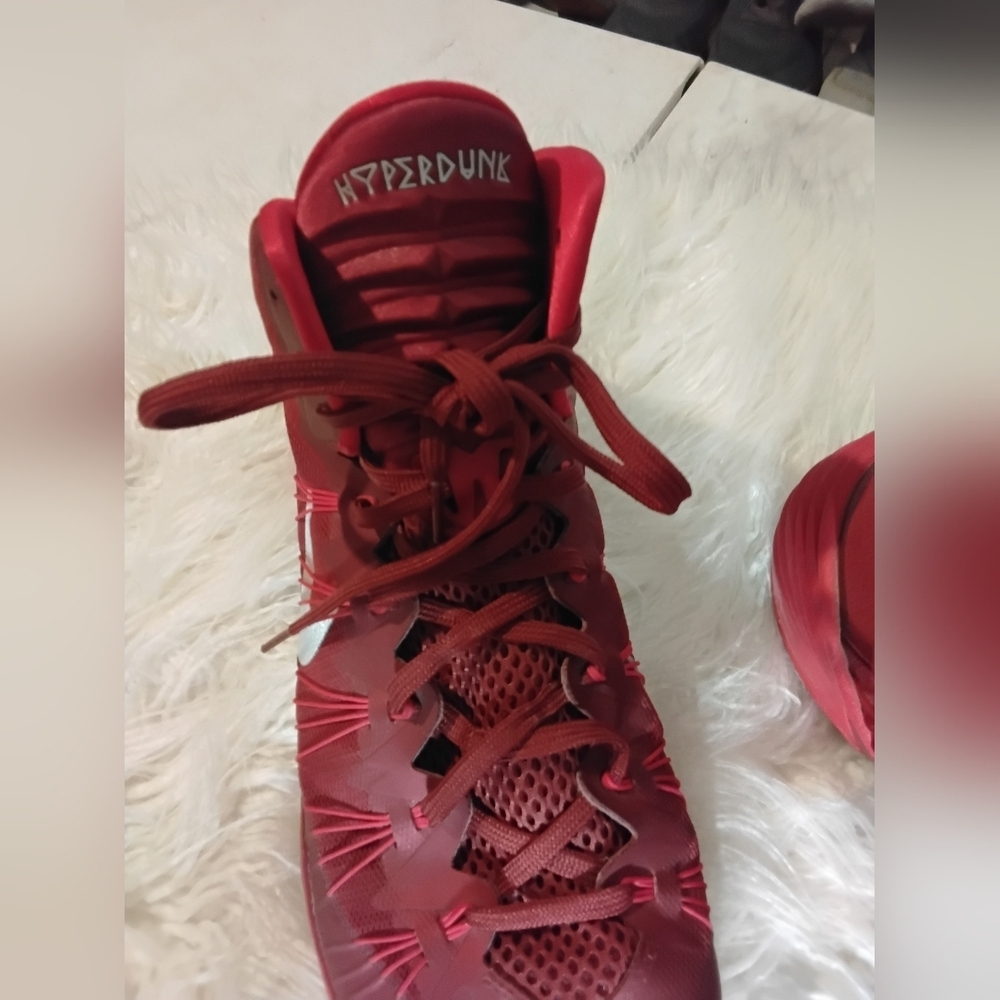 Nike Red Basketball Sneakers - Picture 3 of 8